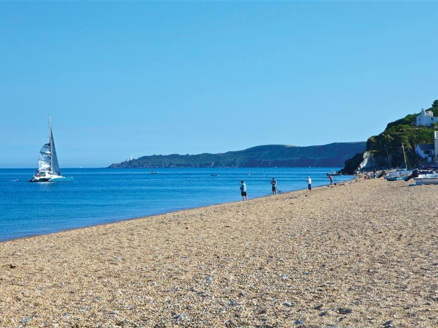 1 At The Beach Beesands Exterior photo